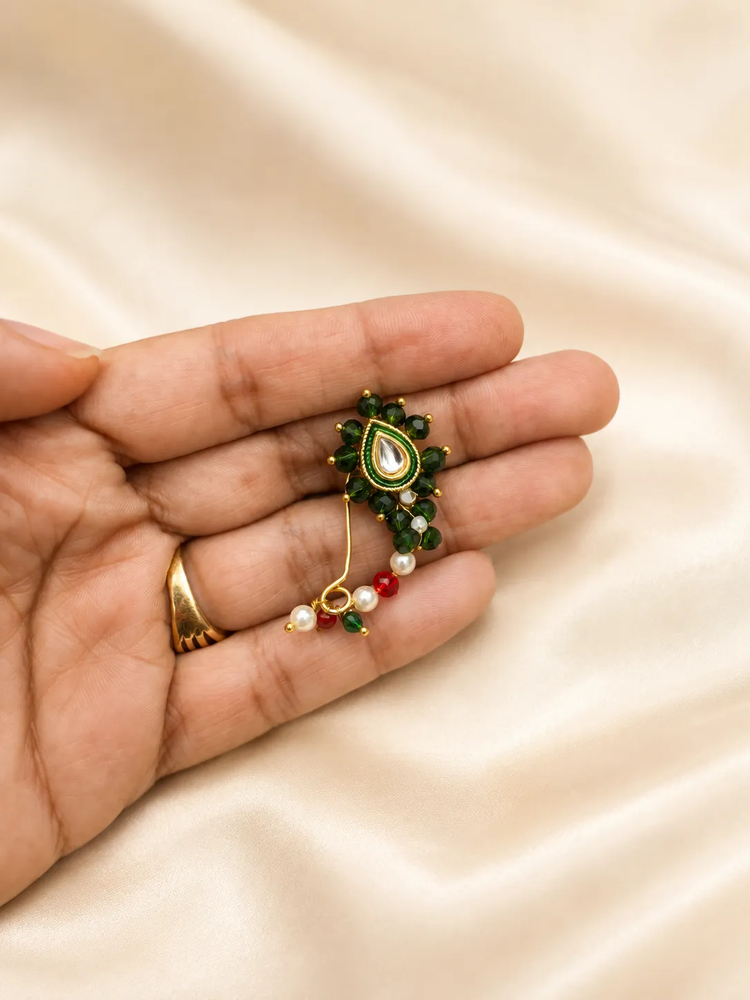 green kundan maharashtrian nath Handcrafted Green Kundan Maharashtrian Nath with Crystal Beads