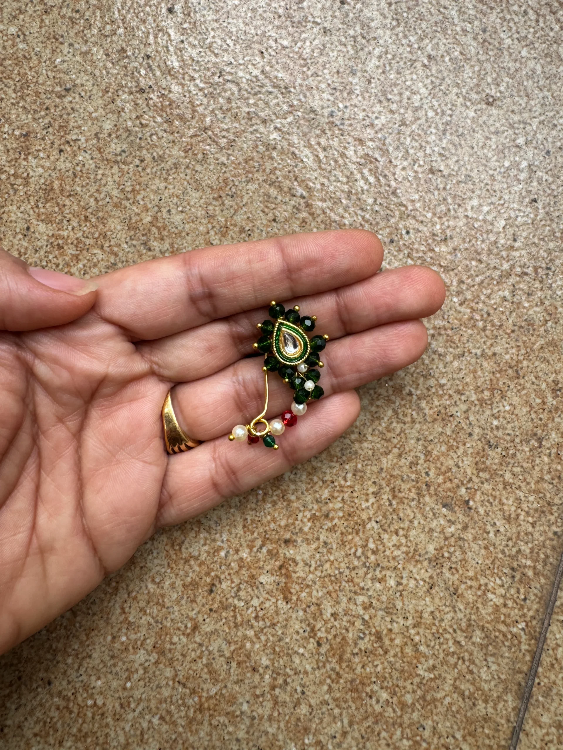 green kundan maharashtrian nath1 green kundan maharashtrian nath1